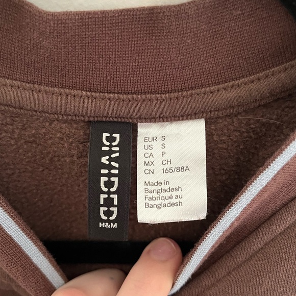 National Athletics Cropped Sweatshirt - Picture 4 of 6